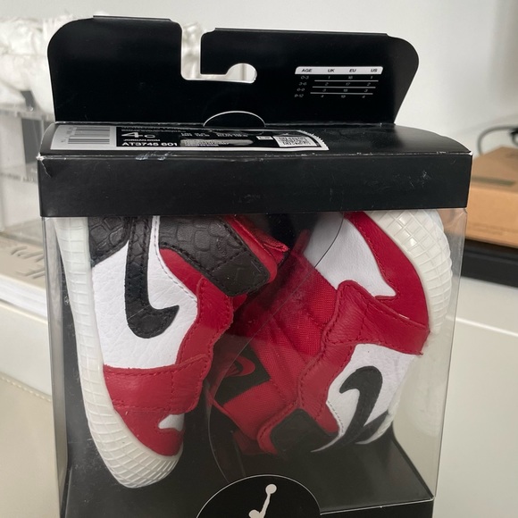 Jordan kids shoes - Picture 4 of 4